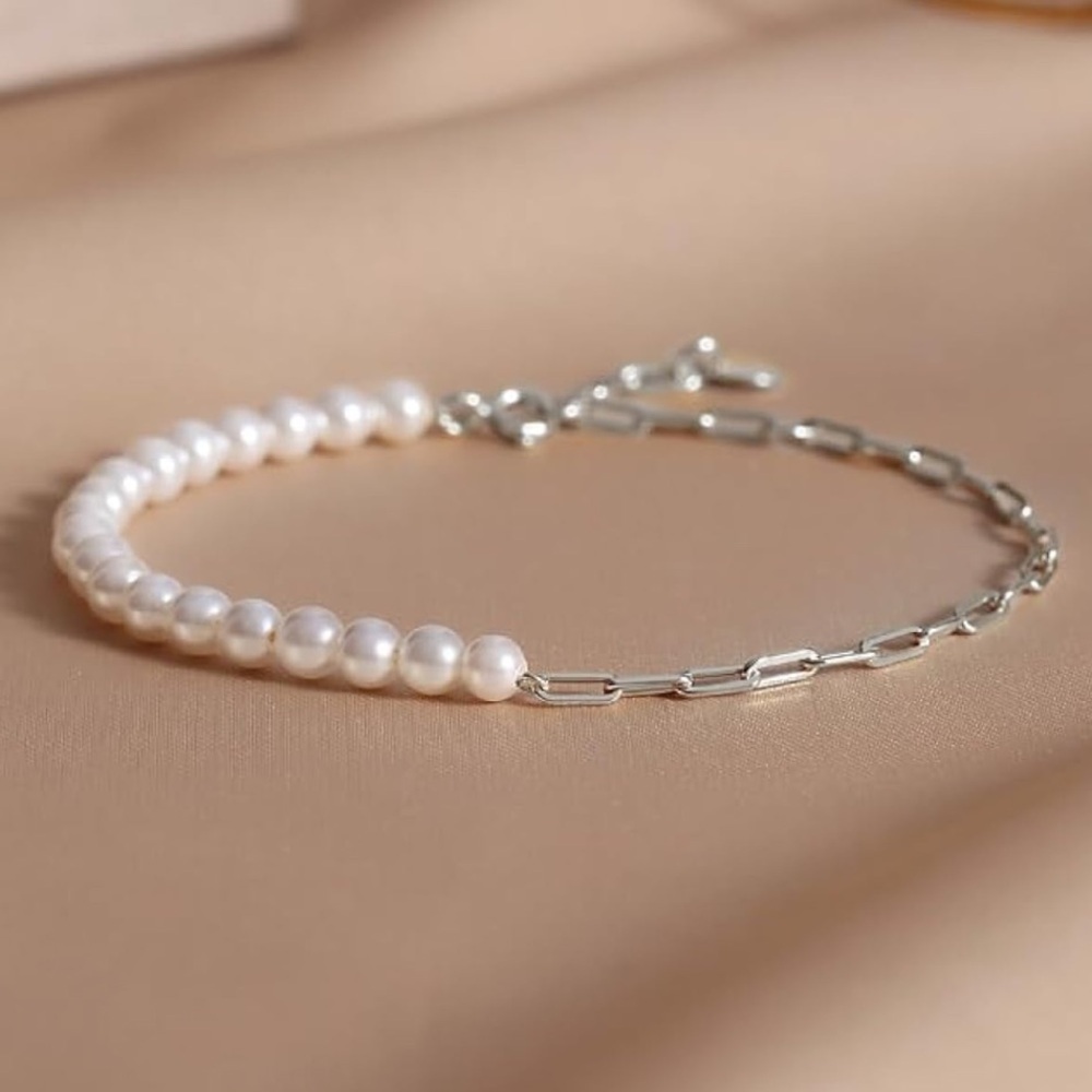 Lustrous Pearl and Silver Bracelet